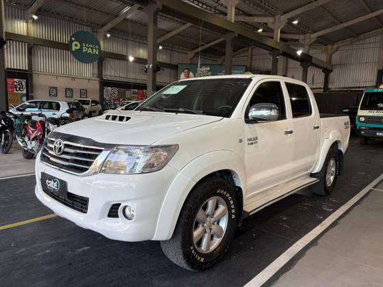 TOYOTA HILUX 3.0 SRV 4X4 CD 16V TURBO INTERCOOLER DIESEL 4P MANUAL